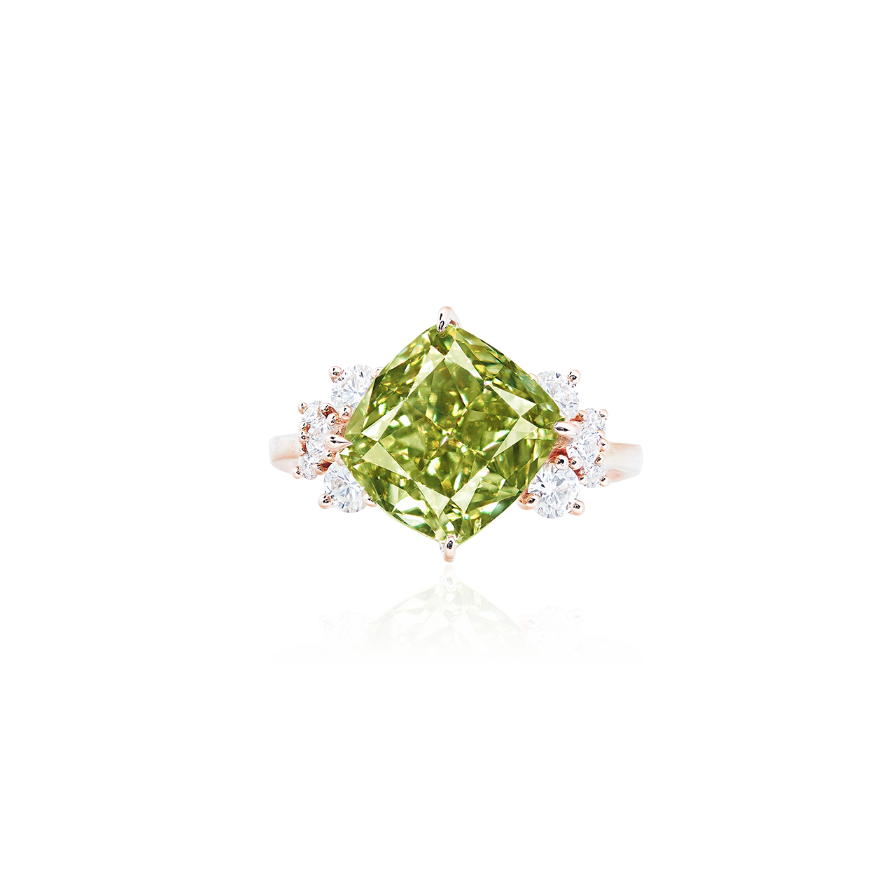GIA 5.02克拉 深彩黃綠彩鑽鑽石戒
FANCY DEEP GRAYISH YELLOWISH 
GREEN COLOURED DIAMOND AND DIAMOND RING