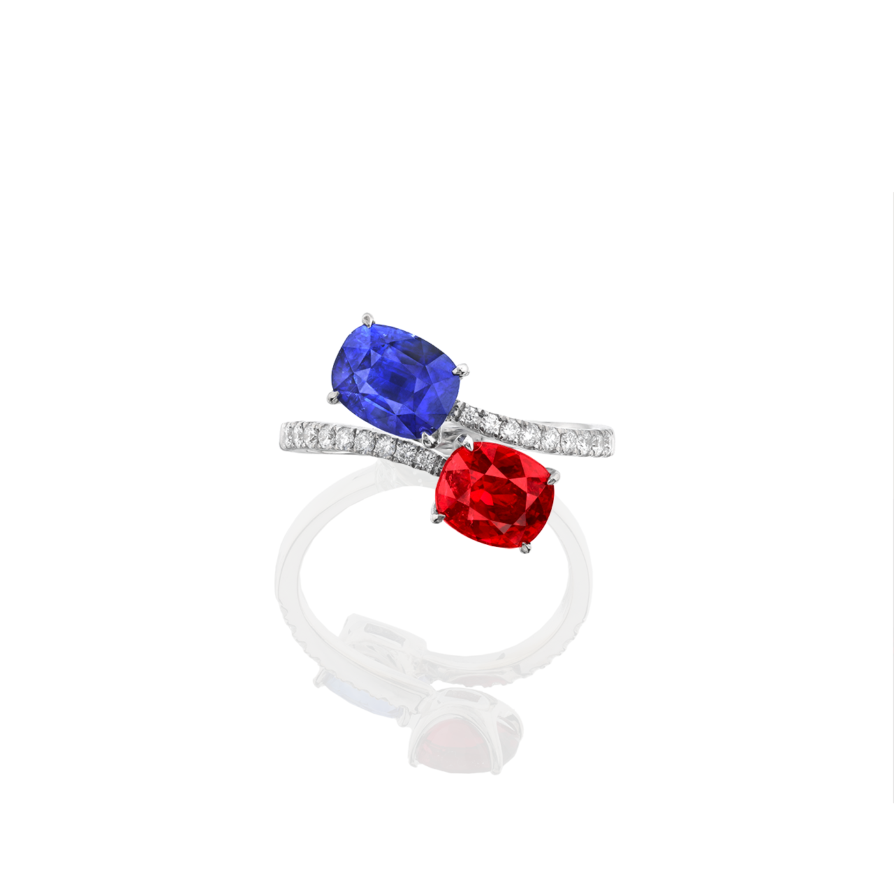 2.08克拉 藍寶 1.44克拉 紅尖晶戒
Blue Sapphire and Red Spinel Ring