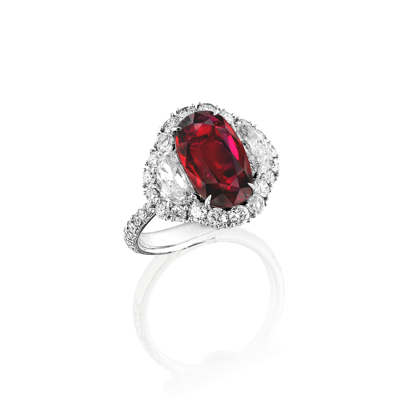 GRS 4.22 克拉 天然無燒紅寶戒
Ruby Ring (No Indications
Of Thermal Treatment)